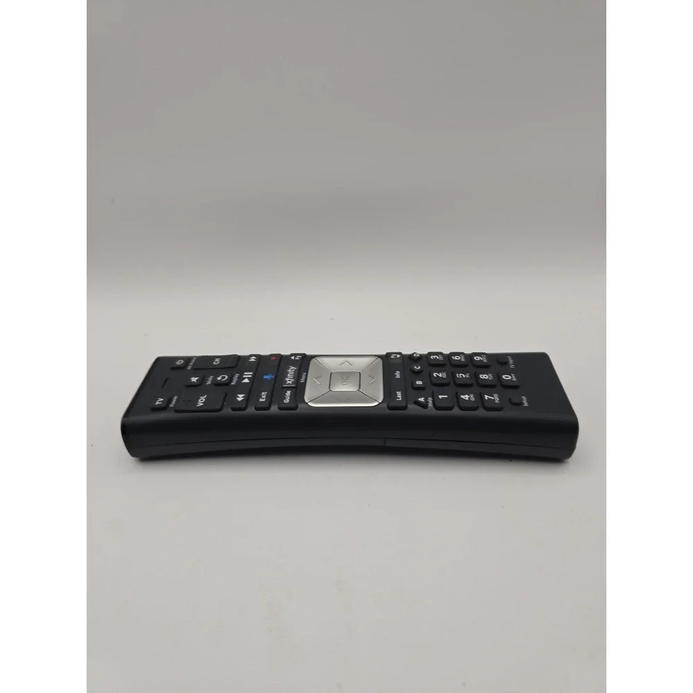 XFINITY/COMCAST XR11 PREMIUM VOICE ACTIVATED CABLE TV REMOTE CONTROL BACKLIT